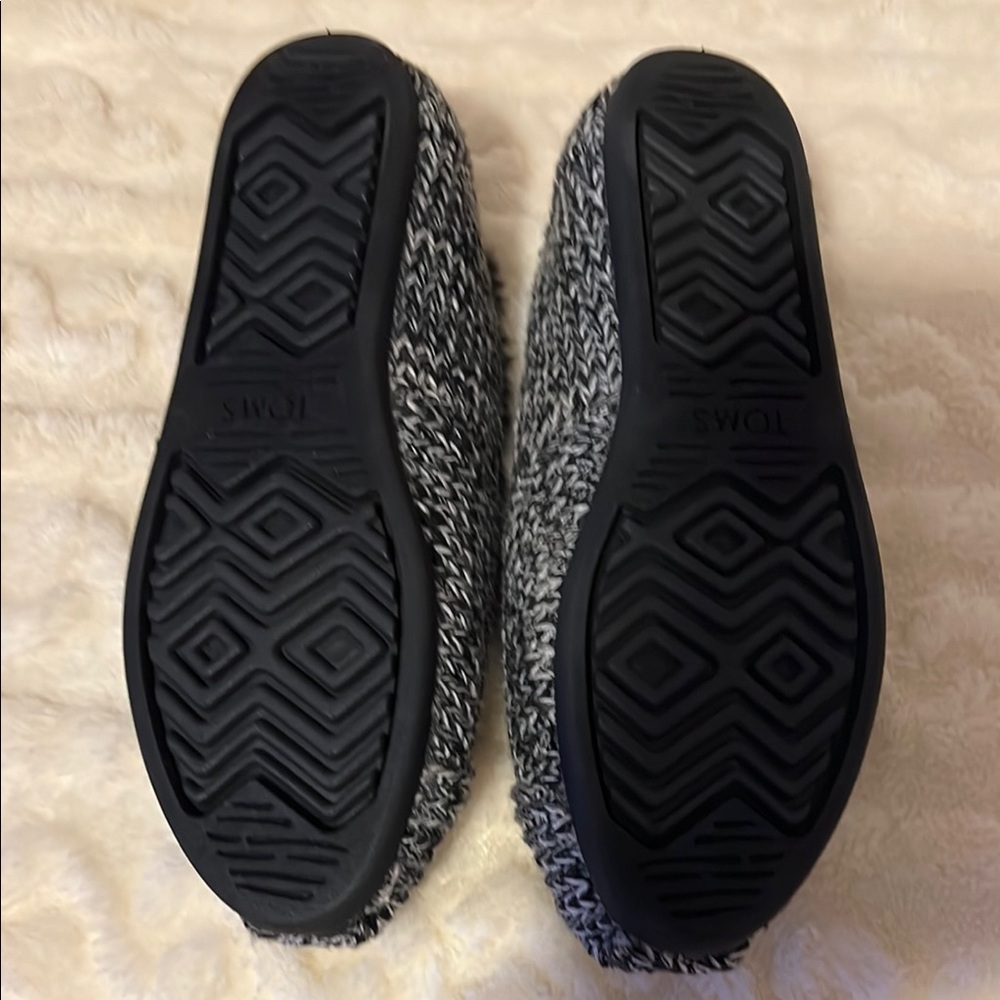 Toms Alpargata Charcoal Gray Black Sweater Fur Inside Leather Sole 8M - Picture 11 of 15